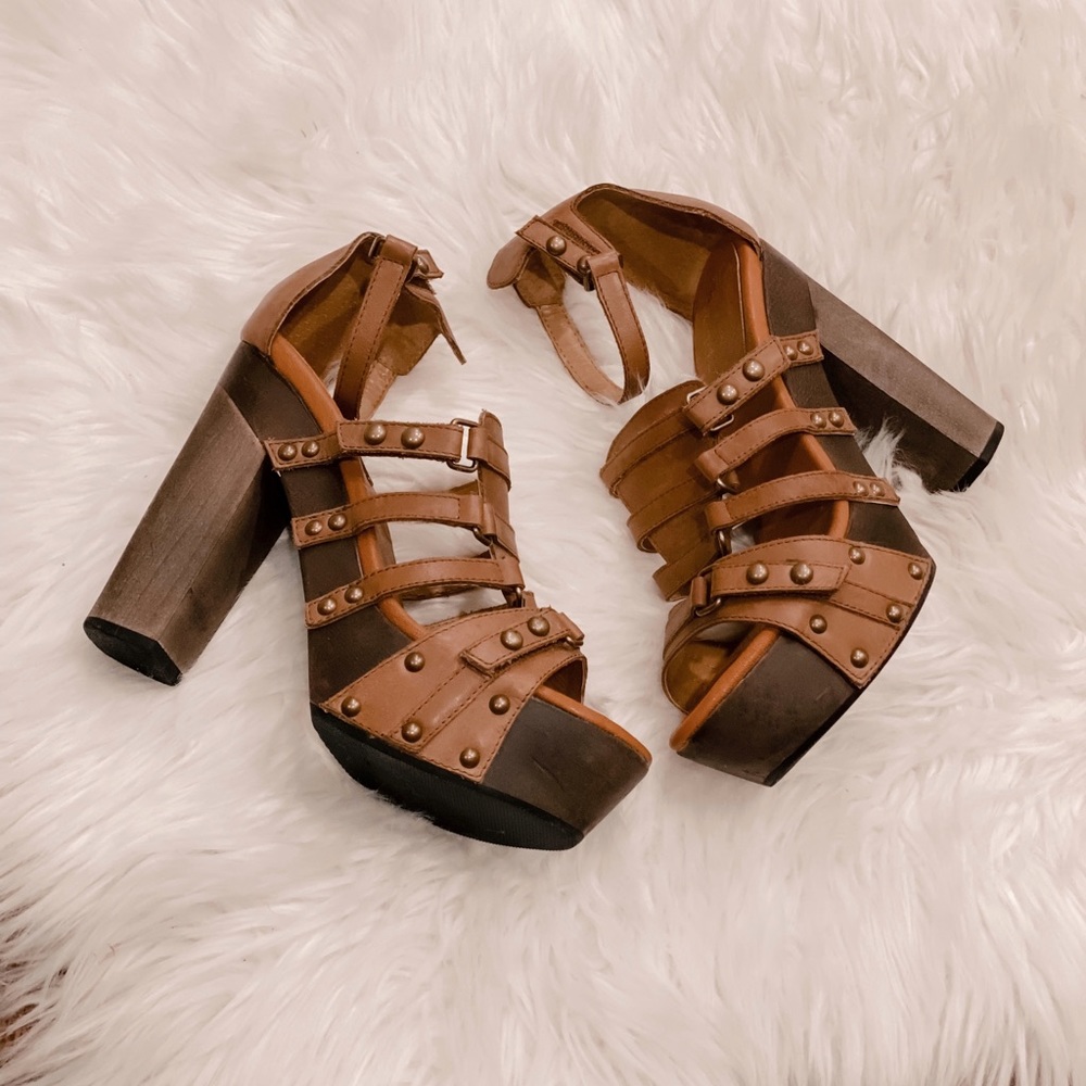 Studded Platform Clog Heel 7.5